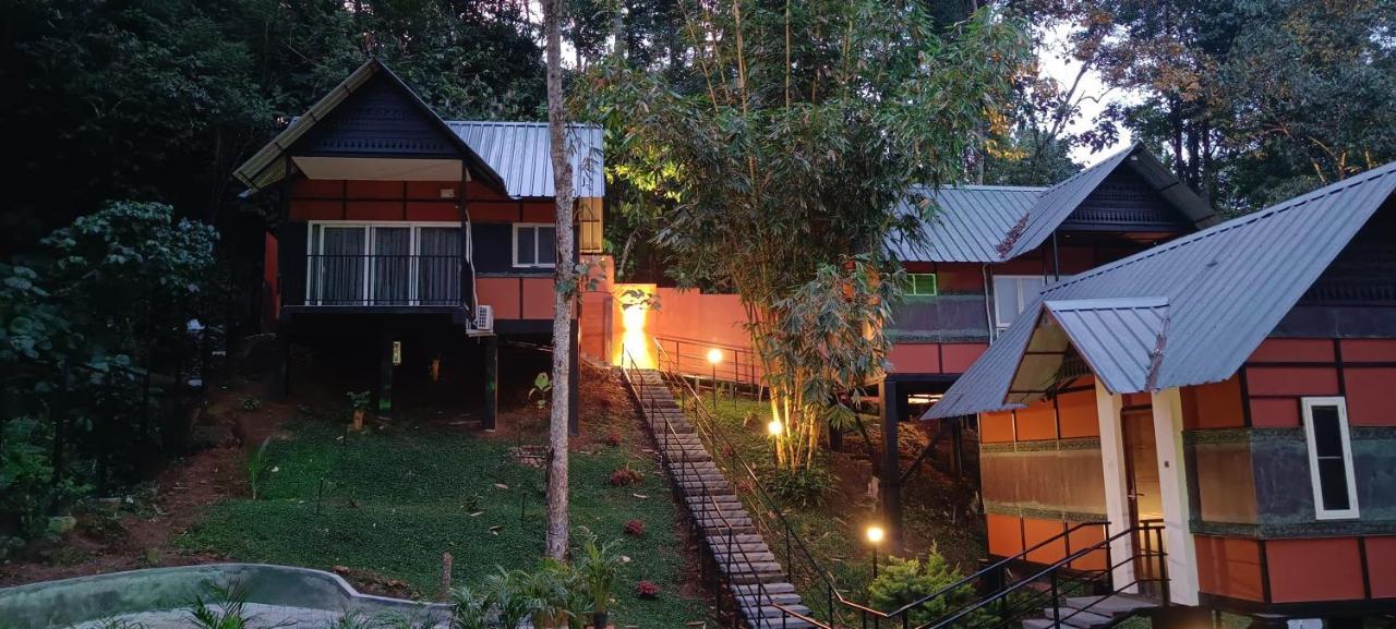 Santhi Hill View Resort Munnar Buitenkant foto