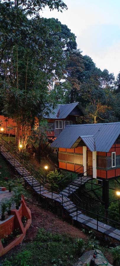 Santhi Hill View Resort Munnar Buitenkant foto