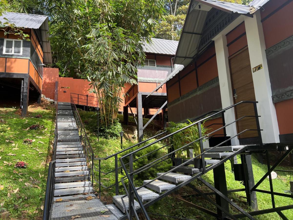 Santhi Hill View Resort Munnar Buitenkant foto